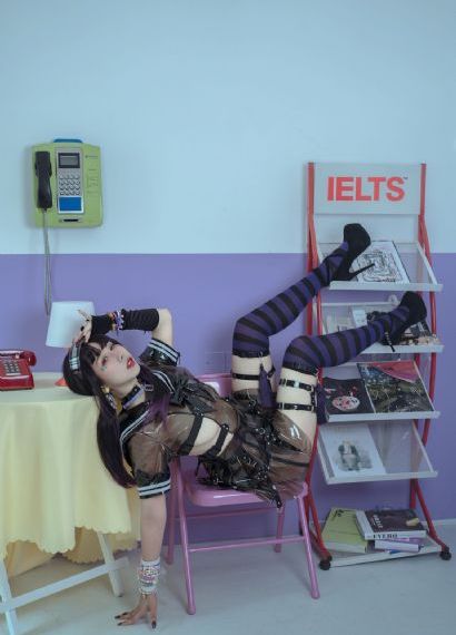 顶楼的大象原片在线观看_BT种子下载