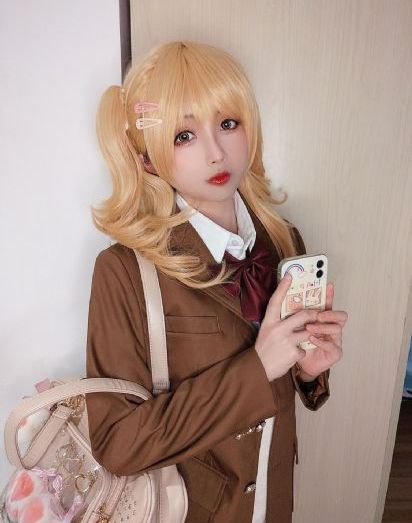 被迫沦为女同学的脚奴_4K免费电视剧