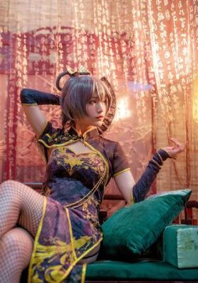 女按摩师 电影_十万网红美女美酱